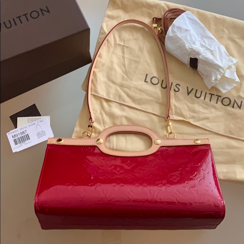 SOLD Louis Vuitton Roxbury Drive Pomme D’am